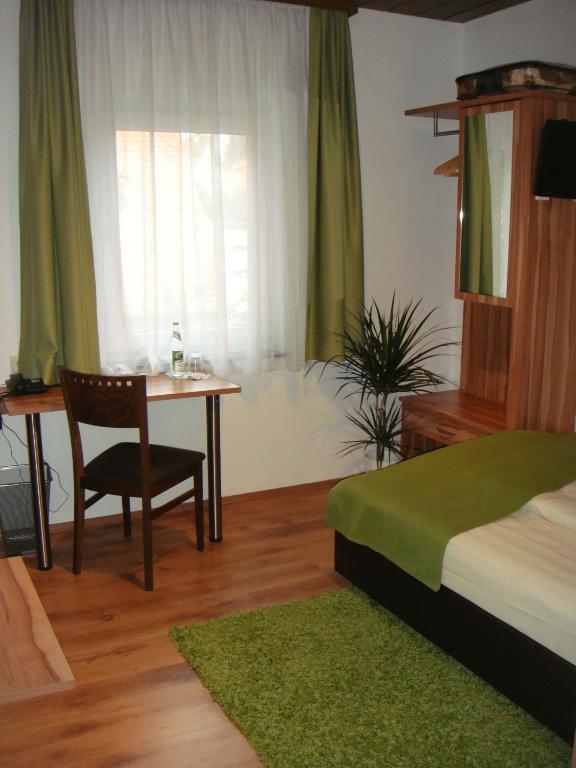 Hotel Smart-Inn Erlangen Zimmer foto